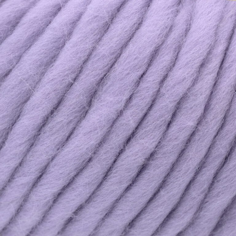 Włóczka Fine Highland Wool – Jasna Lila (2741) 100g